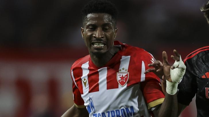 Peter Olayinka in action for Red Star 